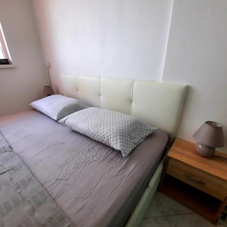 Apartment Міа Varna Esterno foto