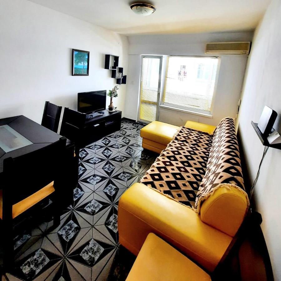 Apartment Міа Varna Esterno foto